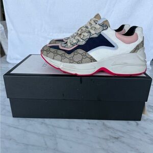 Gucci Women's Sneakers - Pink, White, Navy, Tan